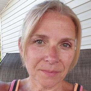 Meet your Posher, Debbie